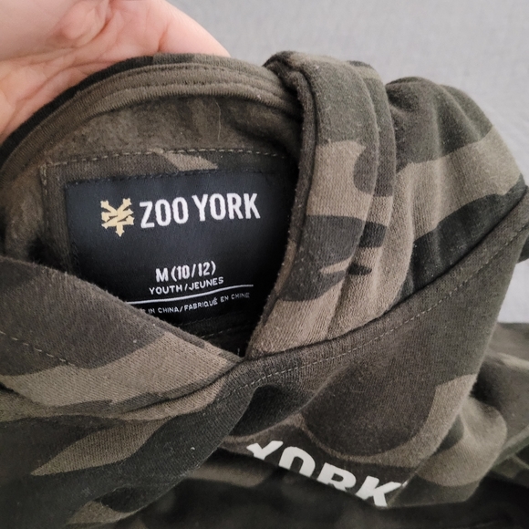 Zoo York Camo Hoodie - Picture 2 of 2